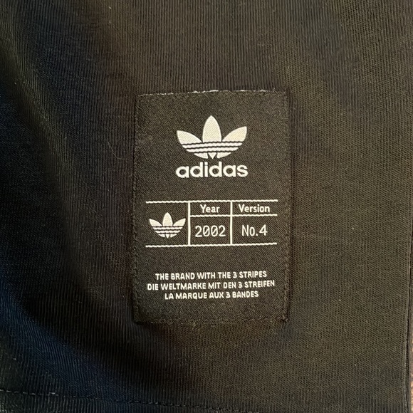Adidas Original black long sleeve - Picture 2 of 5